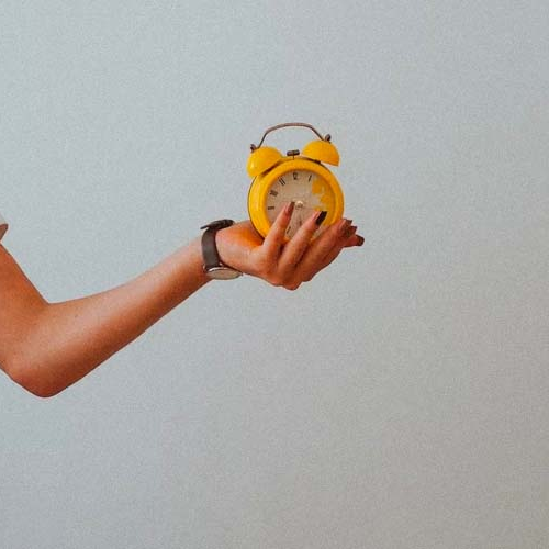 How To Be a Light Sleeper? (Answered + Why it's a bad idea)